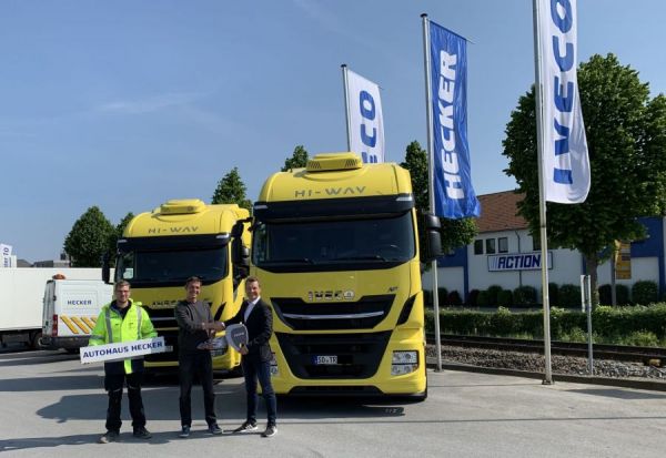 2 Iveco Stralis AS440S46T/P CNG (Erdgas) für die Fa. Kuchemeister in Soest